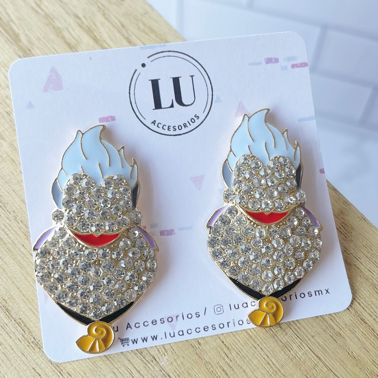 Aretes villana mod1
